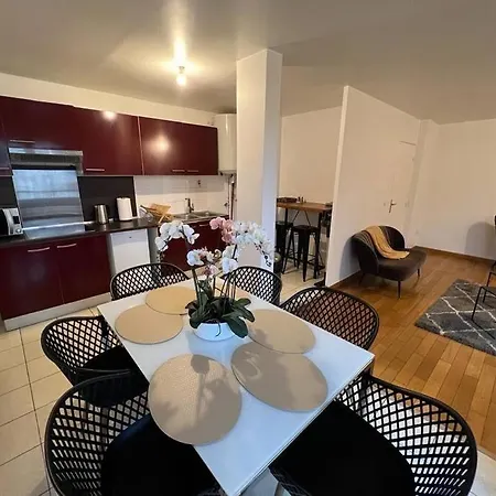 Appartement Elegant Au Pieds Du Metro à Villejuif Extérieur photo